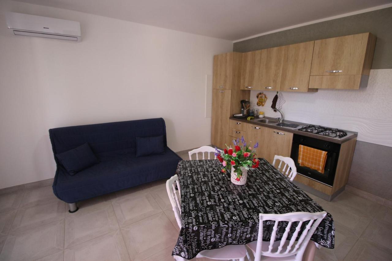 Apartament Chiaro Di Luna Santa Domenica  Zewnętrze zdjęcie