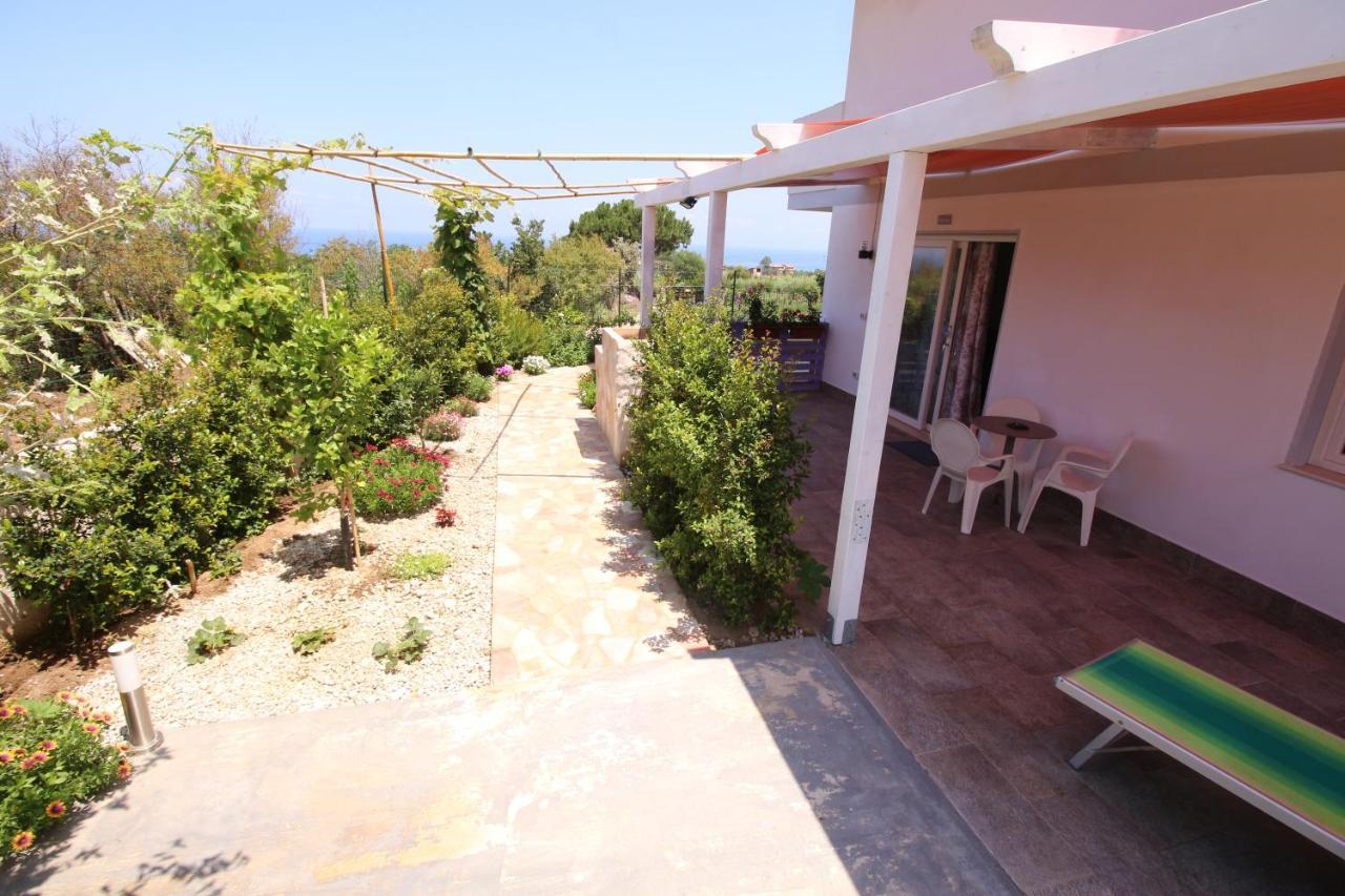 Apartament Chiaro Di Luna Santa Domenica  Zewnętrze zdjęcie